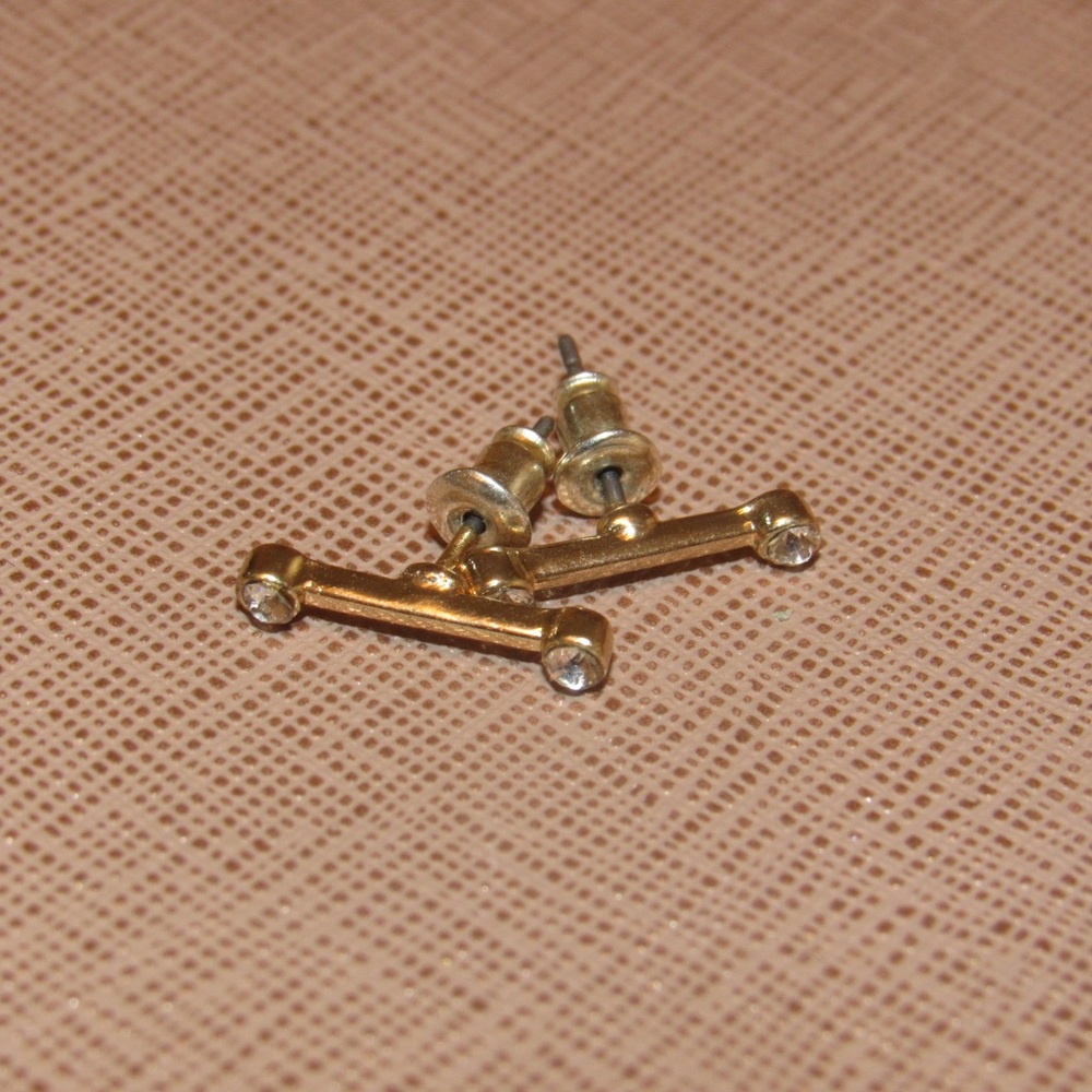 Gold Macy’s Earrings✨